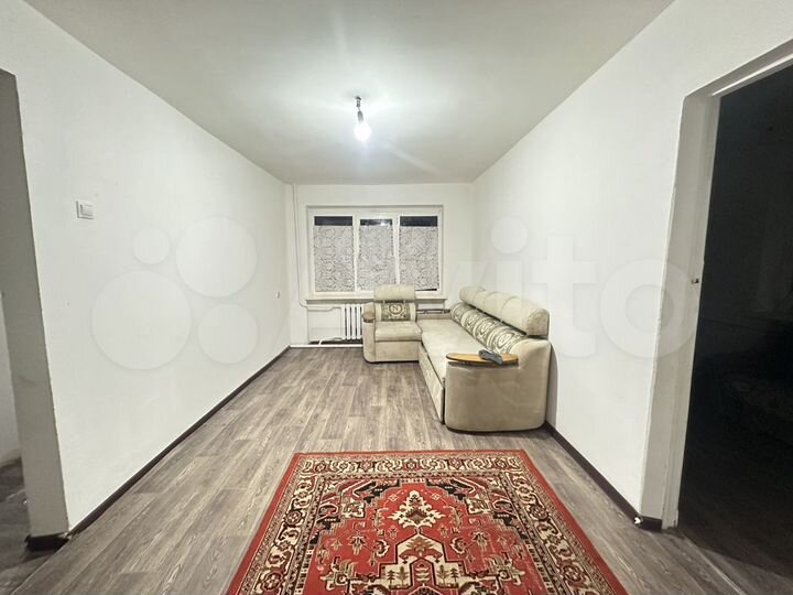 2-к. квартира, 44 м², 1/4 эт.