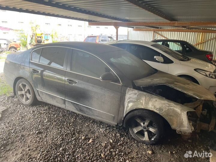Volkswagen Passat 1.8 AMT, 2010, битый, 152 000 км