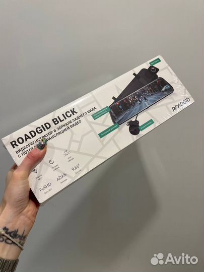Видеорегистратор Новый Roadgid Blick wifi