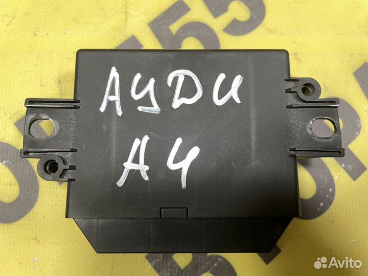 Блок управления парктрониками Audi A4