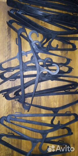 Вешалка для верхней одежды