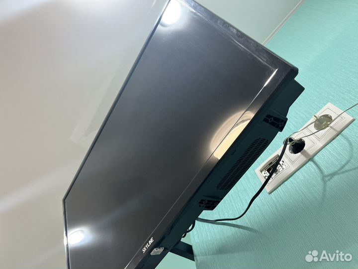 Телевизор skyline 32YST5975