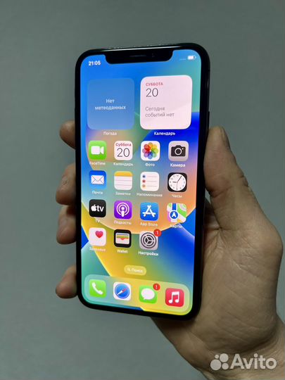 iPhone X, 64 ГБ