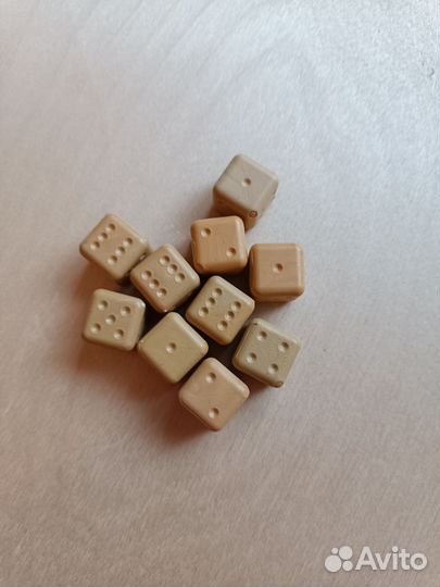 Кубики игральные