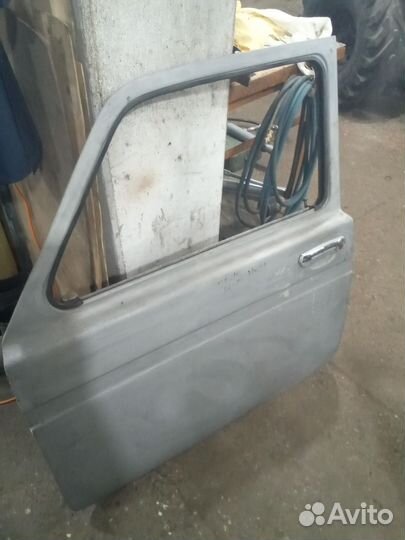 Двери и капот на н ву 2121 пластик