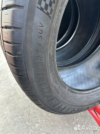 Michelin Pilot Sport 4 SUV 255/50 R19