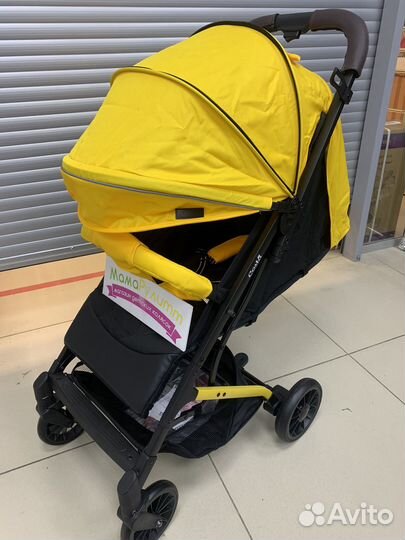 Прогулочная коляска Costa Tracy