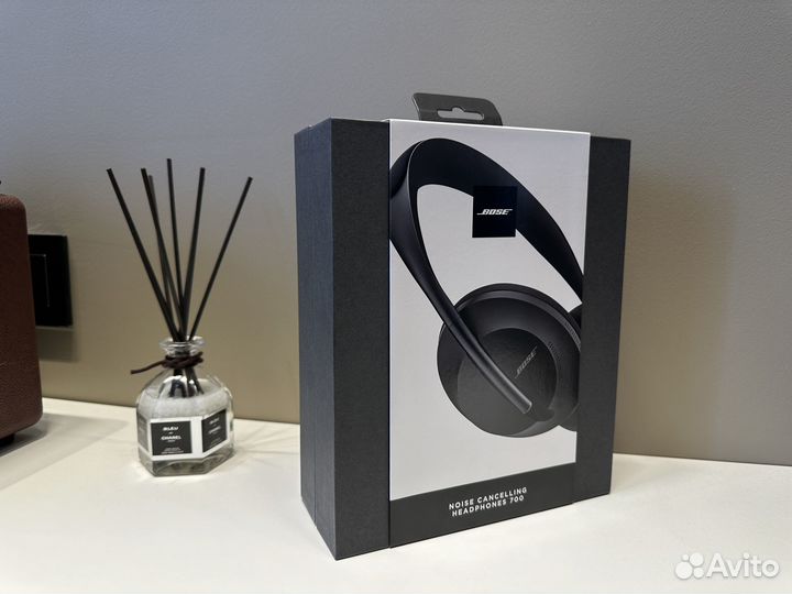 Bose Noise Cancelling 700