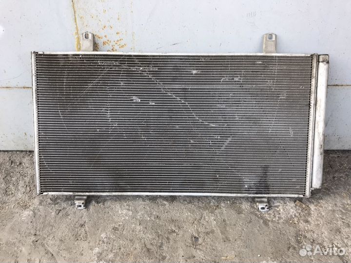 Радиатор кондиционера Toyota Camry 40