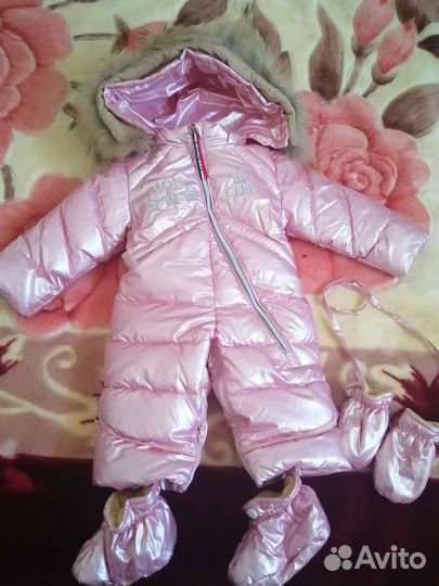 Зимний комбинезон для девочки