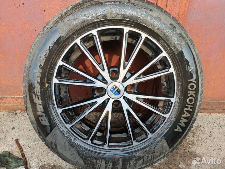 Yokohama BluEarth-ES ES32 205/65 R16 95H