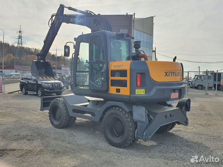 Колёсный экскаватор XINYUAN C100, 2023