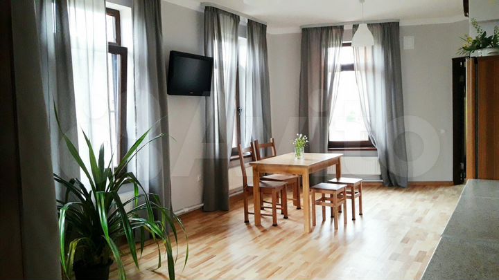 Дом 77 м² на участке 3 сот.