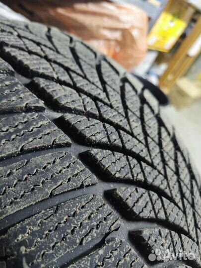 Goodyear UltraGrip Ice 2 225/50 R17 98T