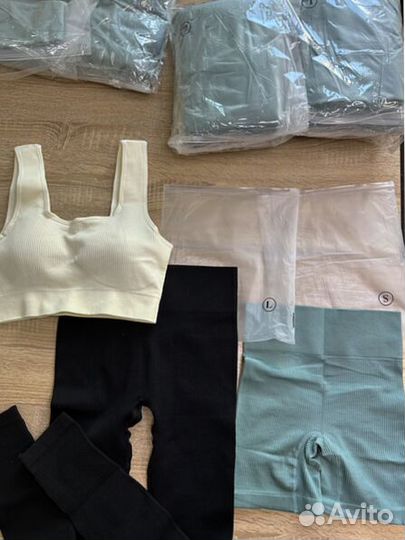 Одежда в рубчик оптом