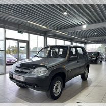 Chevrolet Niva 1.7 MT, 2013, 124 271 км, с пробегом, цена 595 000 руб.