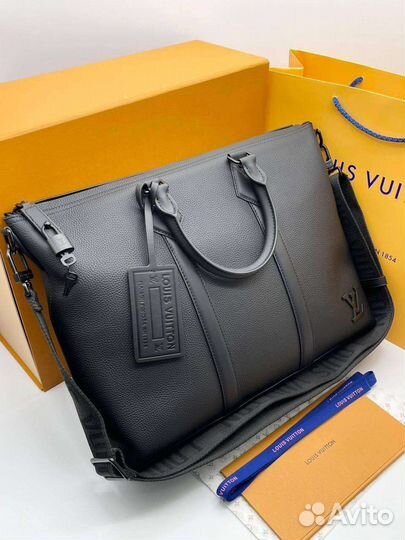 Сумка lock IT tote louis vuitton