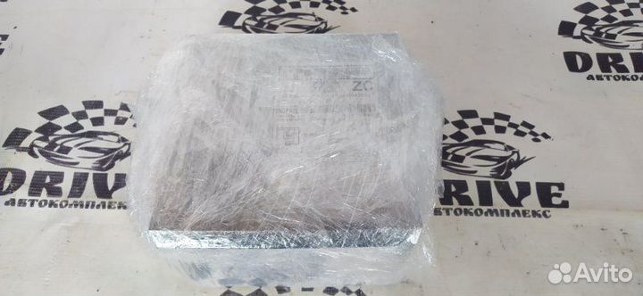 Магнитофон Nissan Leaf ZE0 EM61 2012