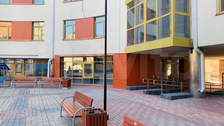 Свободного назначения, 273 м²