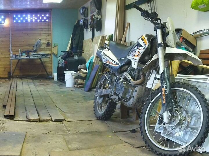 Stels enduro 250