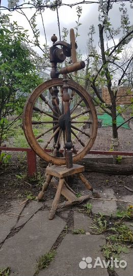 Прялка деревянная старинная