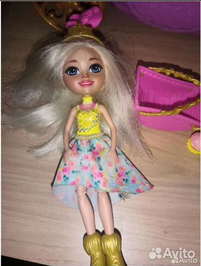 Enchantimals королевская карета