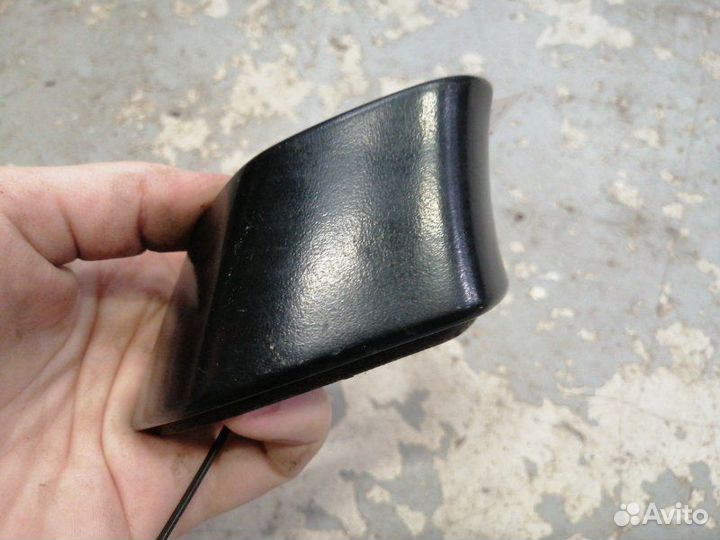 Накладка на рулевое колесо правая Mazda 3 BK Z6