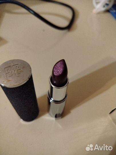 Givenchy помада