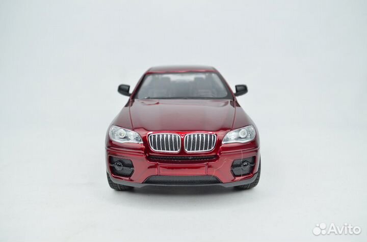 Машина BMW X6 на радиоуправлении