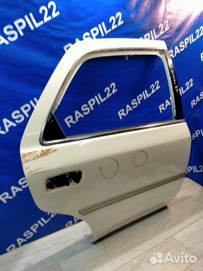 Дверь задняя правая Toyota Cresta GX100