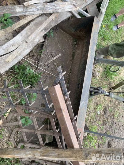 Кун (ковш универсальный, навесной)