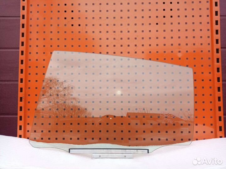 Стекло Лексус GS