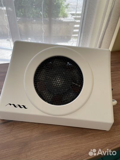 Пылесос для маникюра MAX storm 4