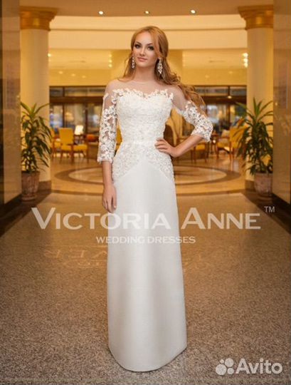 Платье Свадебное с накидкой в чехле