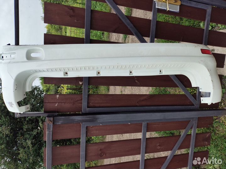 Бампер на LADA Largus задний