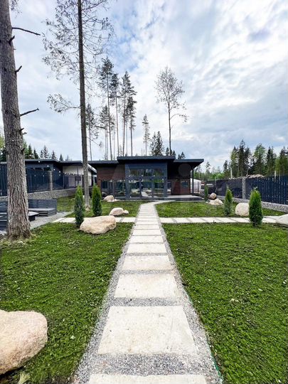 Дом 180 м² на участке 11 сот.