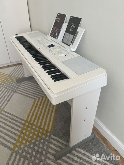 Цифровое пианино Yamaha DGX-660 WH
