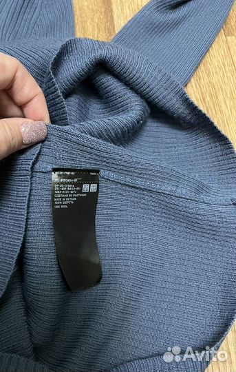 Uniqlo водолазка, размер XS