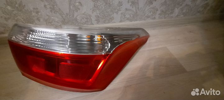 Задний фонарь ситроен C-Elysee правый