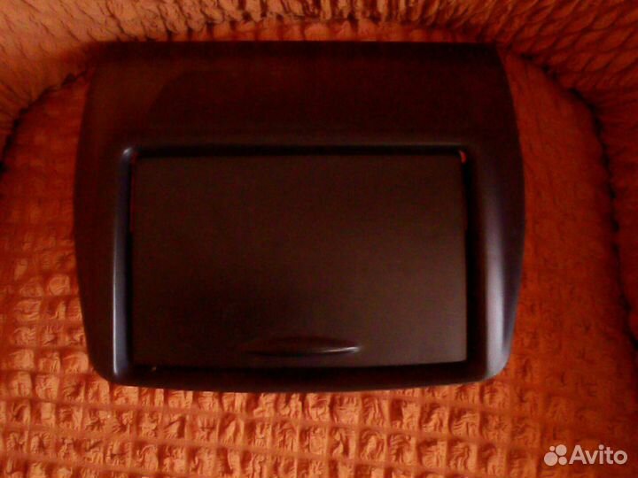 Бардачок Mitcsubishi L200