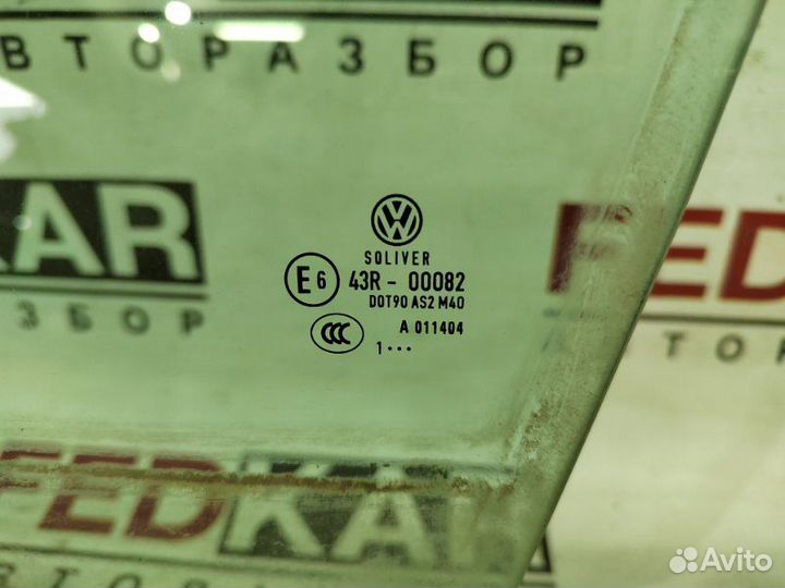 Стекло двери переднее левое Volkswagen Passat B7