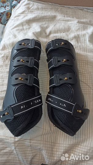 Ногавки для лошади