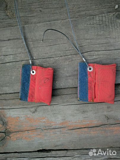 Подушка отцепки основного парашюта