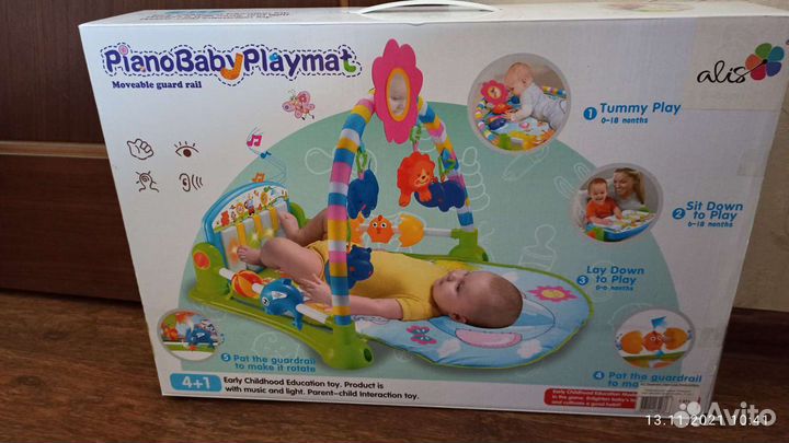 Развивающий коврик с пианино
