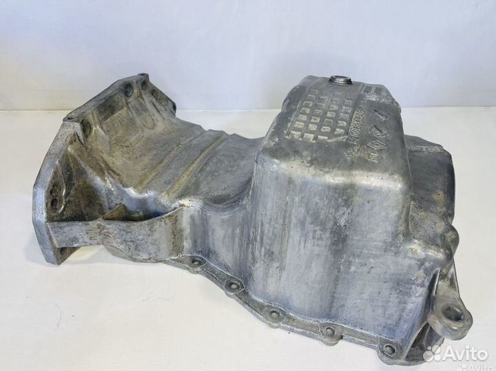 Поддон картера Renault Logan