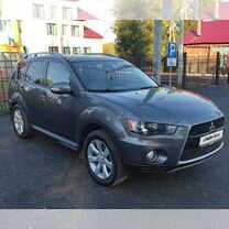 Mitsubishi Outlander 2.0 CVT, 2010, 247 600 км, с пробегом, цена 1 190 000 руб.