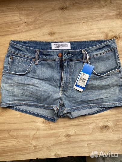 Шорты adidas женские