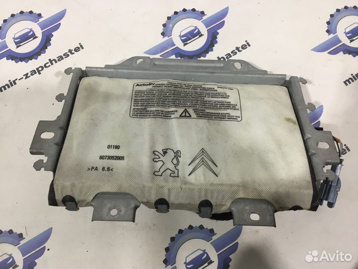 Подушка безопасности пассажирская Peugeot 308