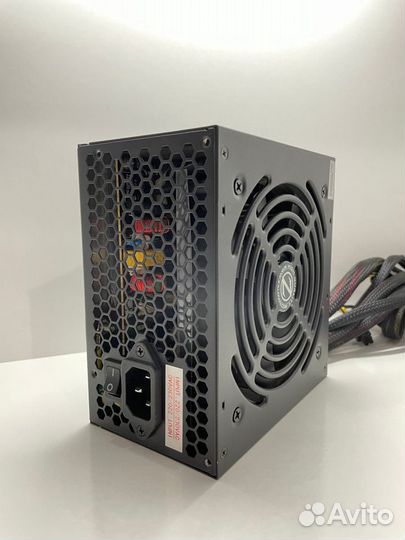 Zalman LE2 (600W)