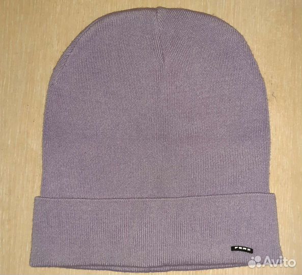 Женская шапка